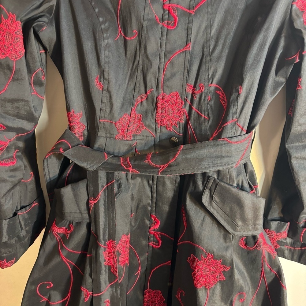 SAMUEL DONG Sz S Jacket Embroidered Roses Funnel Neck Zipper Closure Pockets NEW - Picture 3 of 13